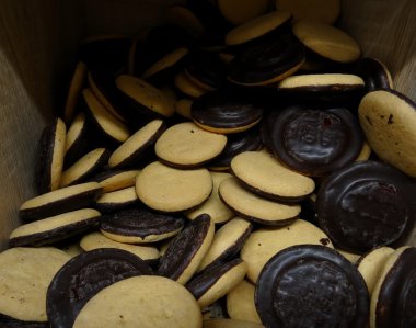 Çikolata kurabiye Pastane raf kutusunda