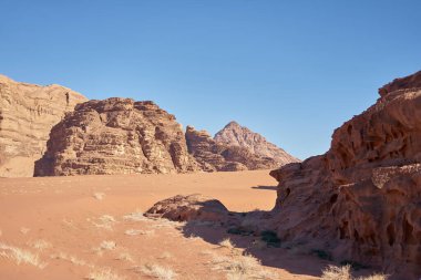 Ürdün Vadisi çöl dağları