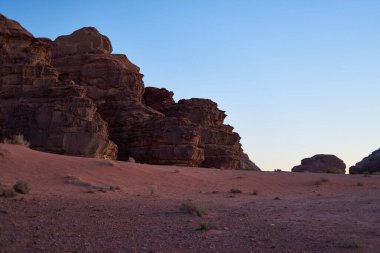 Gün doğumunda vadi rom tepeleri