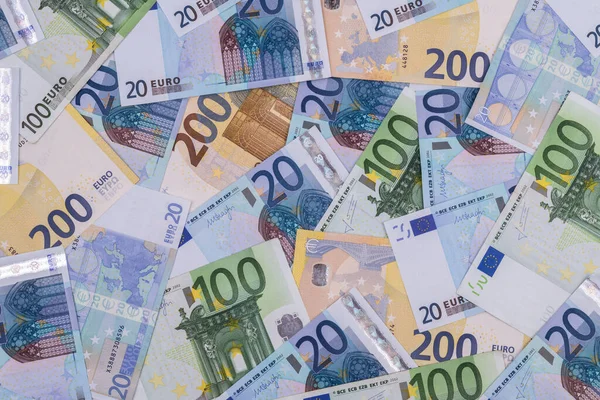 Європейські Банкноти Різних Номіналів Розміщені Навмання Плоскій Поверхні — стокове фото