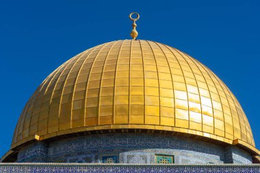 Kaya Camii Kubbesi ünlü bir mimari anıttır.