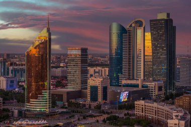 Astana şehri Kazakistan 'ın merkez kısmının kuş bakışı görüntüsü.
