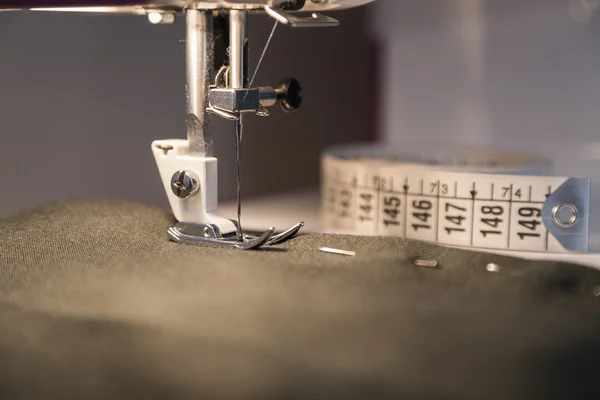 Sewing process in the phase of overstitching — Stock Photo, Image