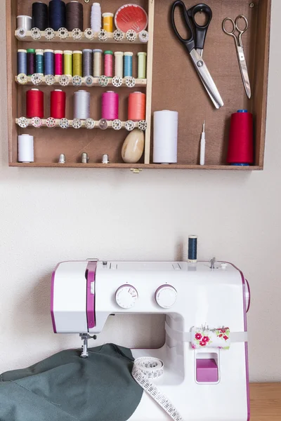 Sewing tools and sewing kit — Stock Photo, Image