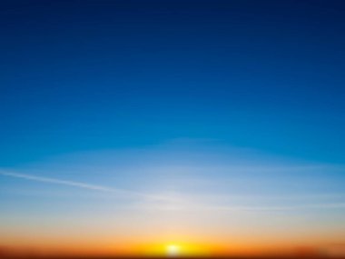 Mavi gökyüzü manzara vektör illüstrasyonlu gün batımı