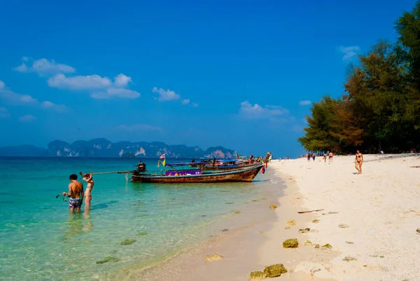 Island Beach Sea Boats Canoes Ταϊλάνδη — Φωτογραφία Αρχείου