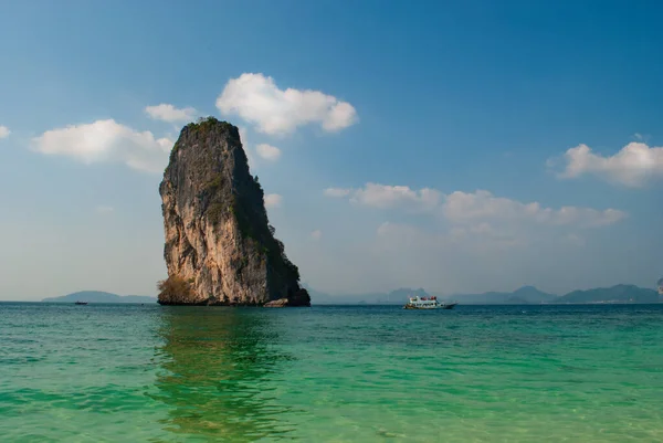 海中的岩石 花岗岩海 — 图库照片