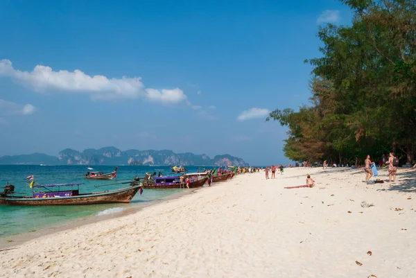 Island Beach Bateaux Mer Canoës Thaïlande — Photo