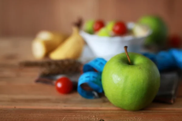 Завтрак фрукты яблочный сантиметр — стоковое фото