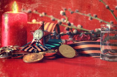 Büyük Vatanseverlik Savaşı madalya kompozisyon Retro etkisi 