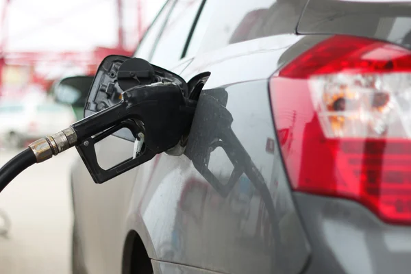 Encher com gasolina — Fotografia de Stock