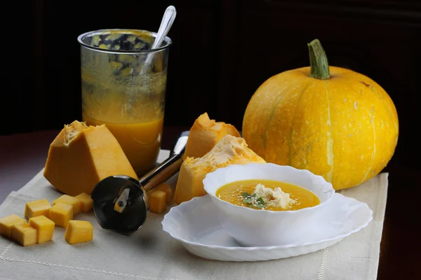 Calabaza sopa cocina amarillo — Foto de Stock