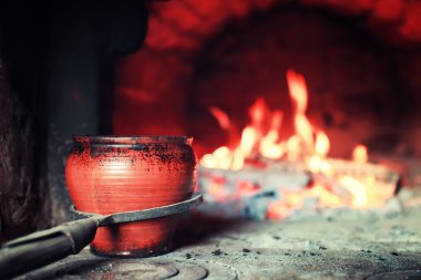 pot fırın ve fırında çatal