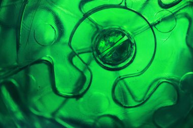 3D konsept tasarımı, soyut yeşil geometrik arkaplan, mimari cam yapılandırması 3D. Parlak yeşil desenli cam pencere penceresi.