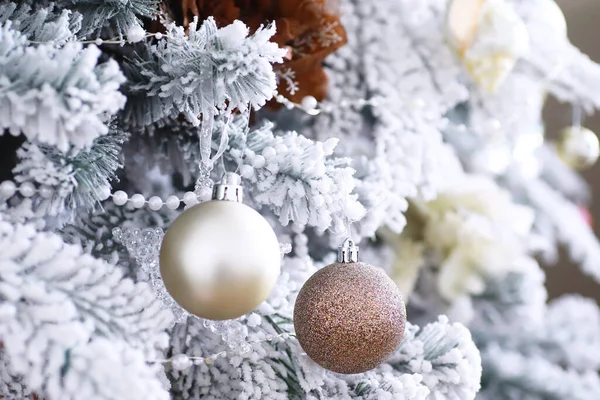 Noël Fond Vacances Boule Argent Rouge Suspendue Arbre Décoré Avec — Photo