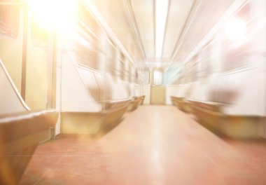 Boş koltuklu metro vagonu. Boş metro vagonu.