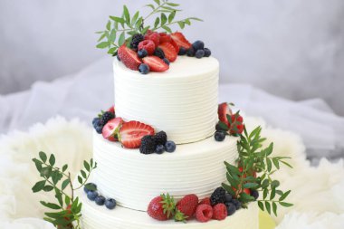 Tatil ve normal bir kahvaltı için şekerleme aromalı kekler.