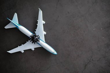 Dünya koronavirüs salgını konsepti. Virüsün coğrafyası. Hastalığın yayılması için modern altyapı. Hastalıklı turistler geri döndü. Çin bayrağı virüs modeli ve yayılıyor.