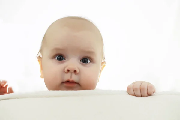 Baby Und Emotionen Kleines Kinderkonzept Und Platz Für Text — Stockfoto