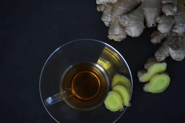 Ginger Root Whole Sliced Ginger Tea Lemon Dark Background Fresh — Stock Photo, Image