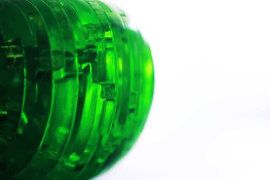 Konsept tasarım, soyut yeşil geometrik arkaplan, mimari cam yapı