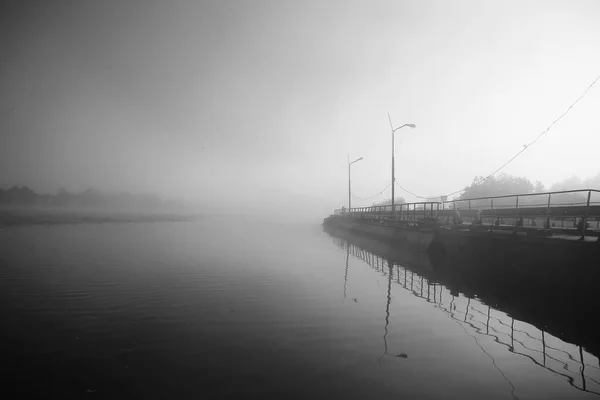 Niebla Lago Mañana Naturaleza Agua Niebla Blanca —  Fotos de Stock