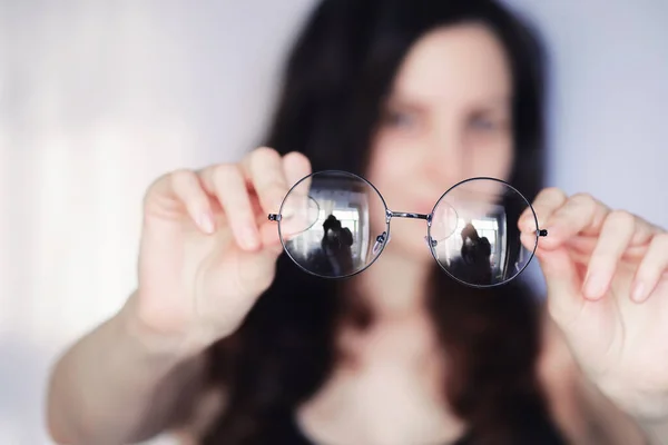 Concept Poor Vision Hold Contact Lens Glasses Hand Poster Advertising — Stock Photo, Image