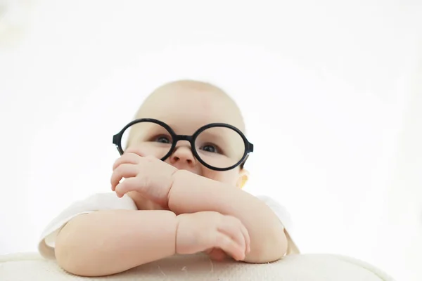 Bebê Emoções Conceito Criança Pequena Lugar Para Texto — Fotografia de Stock