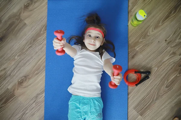 Sport Stile Vita Sano Bambino Che Pratica Sport Casa Manubrio — Foto Stock