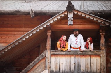 Antik gelenek kavramı. Slav karnavalı. Ayinler, danslar, falcılık. Avrupa Slavlarının Kıyafetleri.