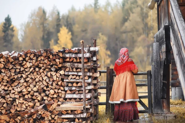 Traditionele Slavische Rituelen Rustieke Stijl Buiten Zomer Slavische Dorpsboerderij Boeren — Stockfoto