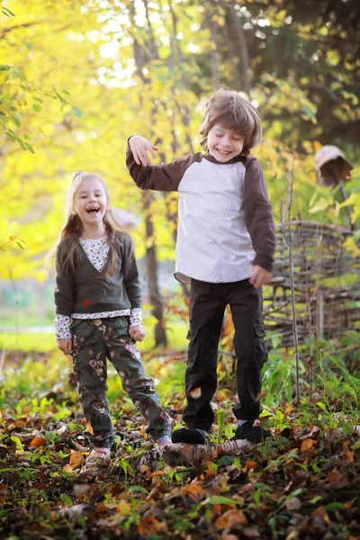 Young Family Walk Autumn Park Sunny Day Happiness Together — Stock Photo, Image