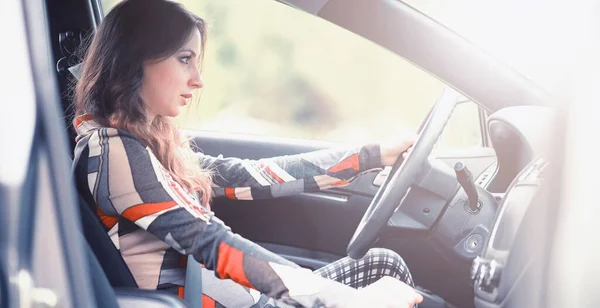 Girl Driving Car Bad Emotions Her Fac — Stock Photo, Image