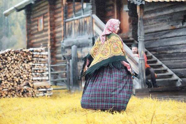 Traditionelle Slawische Rituale Rustikalen Stil Sommer Freien Slawischer Dorfbauernhof Bauern — Stockfoto
