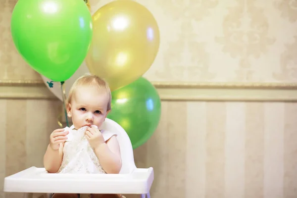 Narozeniny Jeden Rok Stará Dívka Balónem — Stock fotografie