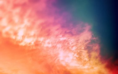 Bulutlu gökyüzü manzarası Pastel renkler