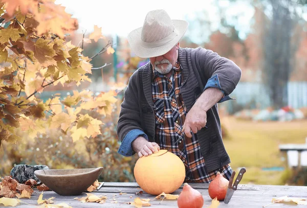 Las Tradiciones Otoñales Los Preparativos Para Fiesta Halloween Una Casa — Foto de Stock