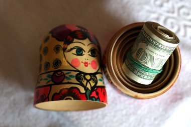 Matryoshka Bebekler para renkli domuz paket