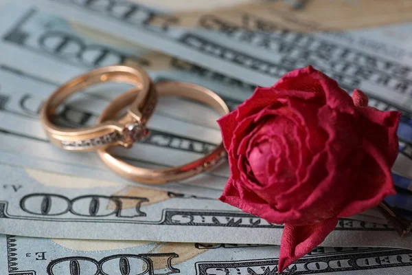 Dólar estadounidense rosa regalo boda regalo dinero —  Fotos de Stock