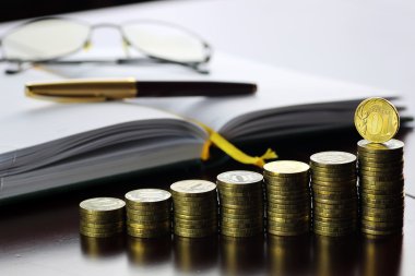 para Döviz Kuru gözlük kalem defter