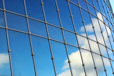 gökyüzünde cam windows yansıması