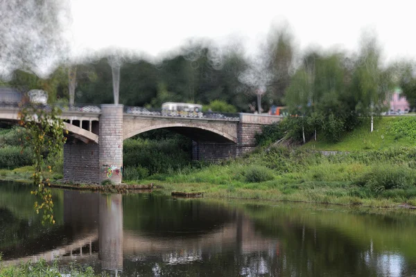 Pont sur la rivière — Photo