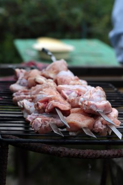 Pişirmek için ızgara tavuk