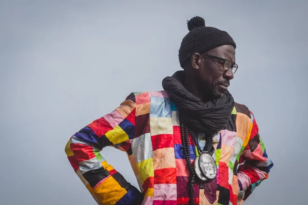 Djoudj Senegal Luty 2018 Czarny Afrykański Przewodnik Turystyczny Okularach Kapeluszu — Zdjęcie stockowe