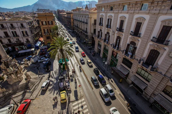 Yoğun Trafik Palermo Talya Daki Roma Bir Sıra Araba Yukarıdan — Stok fotoğraf