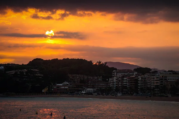 Spanya Popüler Turizm Beldesi Lloret Mar Kumlu Sahili Altın Güneş — Stok fotoğraf