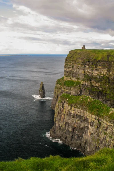 Útesy Moher Oblasti Burren Irsko Zamračeného Západu Slunce Klidné Moře — Stock fotografie