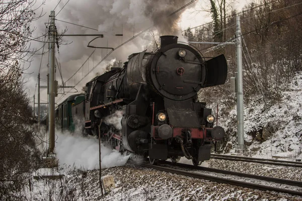 Voorzijde Van Europese Stijl Oorlogstrein Stoomlocomotief Duitse Oorlogsmoto Gebouwd Tijdens — Stockfoto