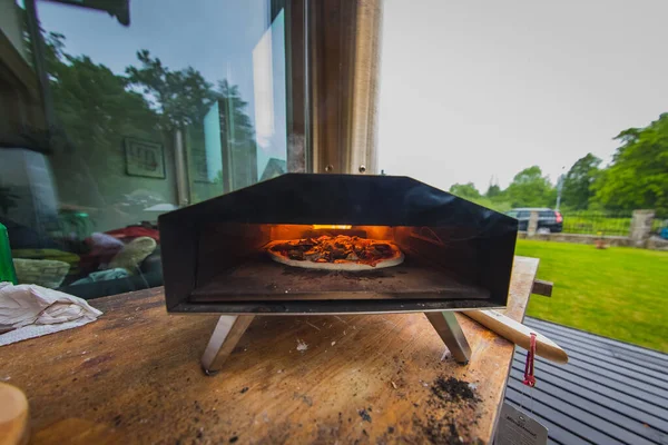 Εσωτερική Άποψη Ενός Pellet Φωτιά Σπίτι Φούρνο Πίτσα Κήπο Φρέσκια — Φωτογραφία Αρχείου