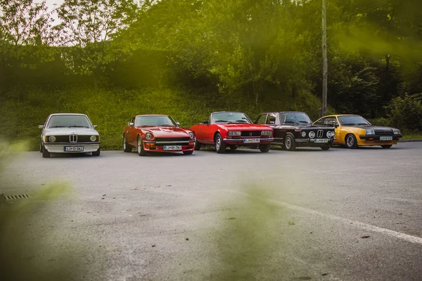 Polhov Gradec Slovenien 2019 Gruppe Gamle Veteranbiler Herunder Datsun 240Z - Stock-foto